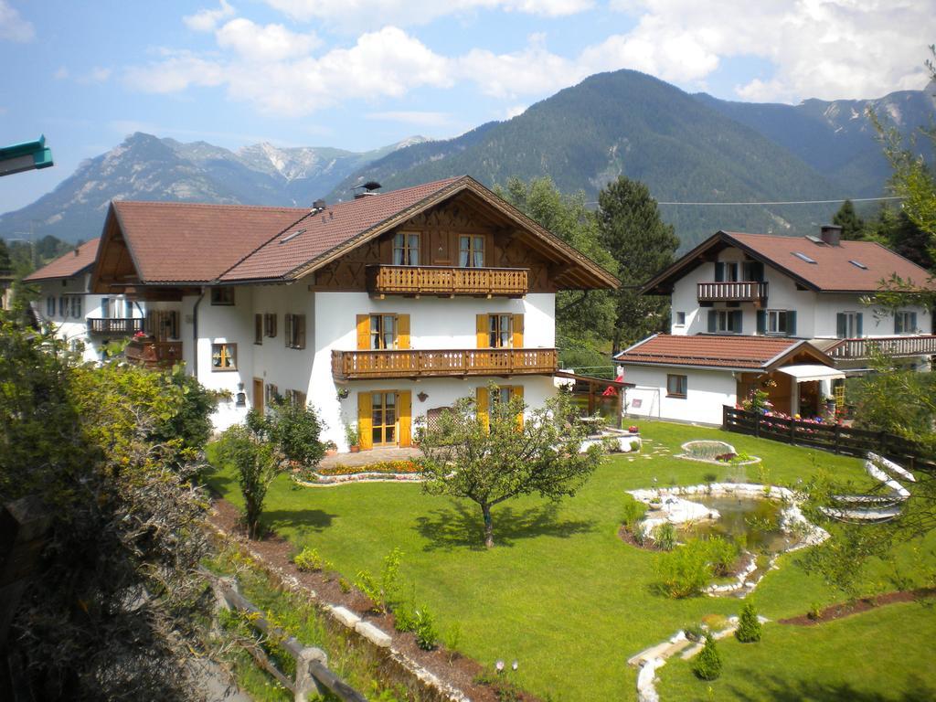 Haus Daheim Apartment Mittenwald Exterior photo